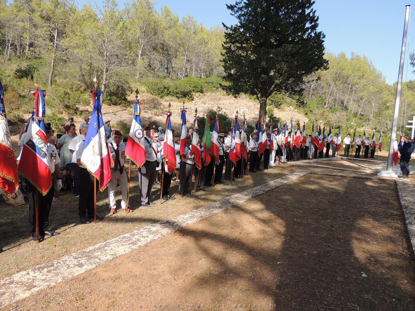 2023 07 18 SIGNES - HOMMAGE AUX 38 RESISTANTS FUSILLES EN 1944 (29).JPG -           